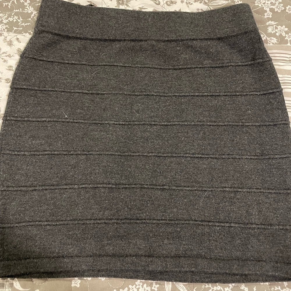 Elegant Gray Women's Skirt
